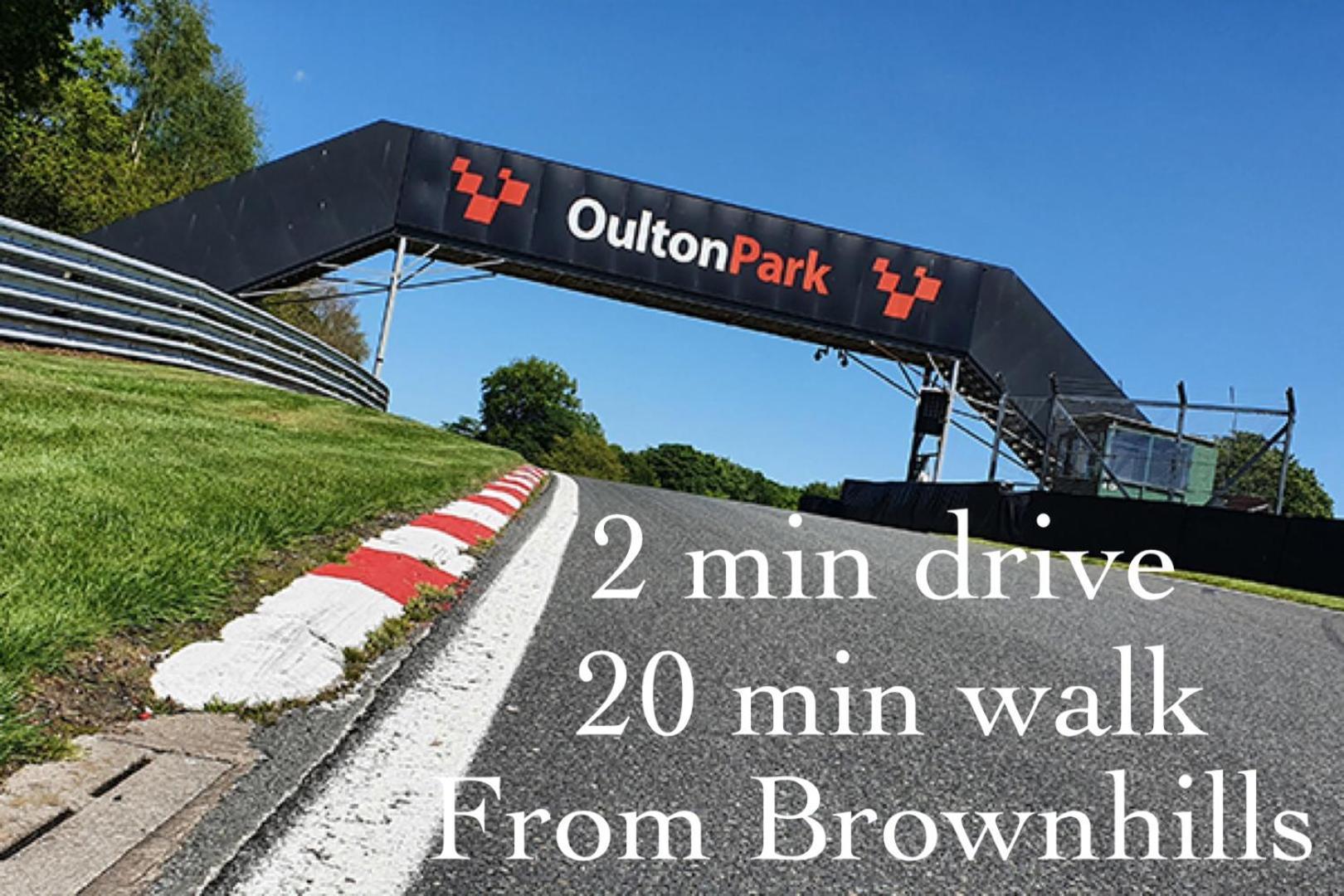 فيلا Brownhills Eaton  المظهر الخارجي الصورة