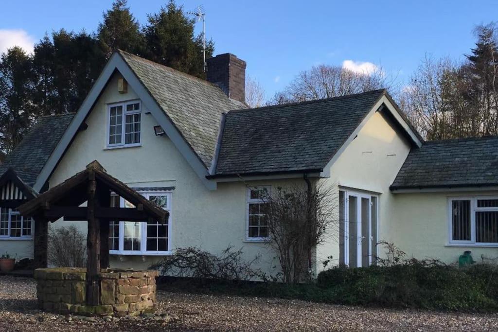 فيلا Brownhills Eaton  المظهر الخارجي الصورة