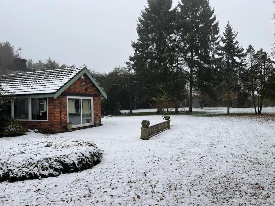 فيلا Brownhills Eaton  المظهر الخارجي الصورة